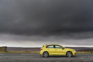 Volkswagen Golf Style 2020 года  (UK)